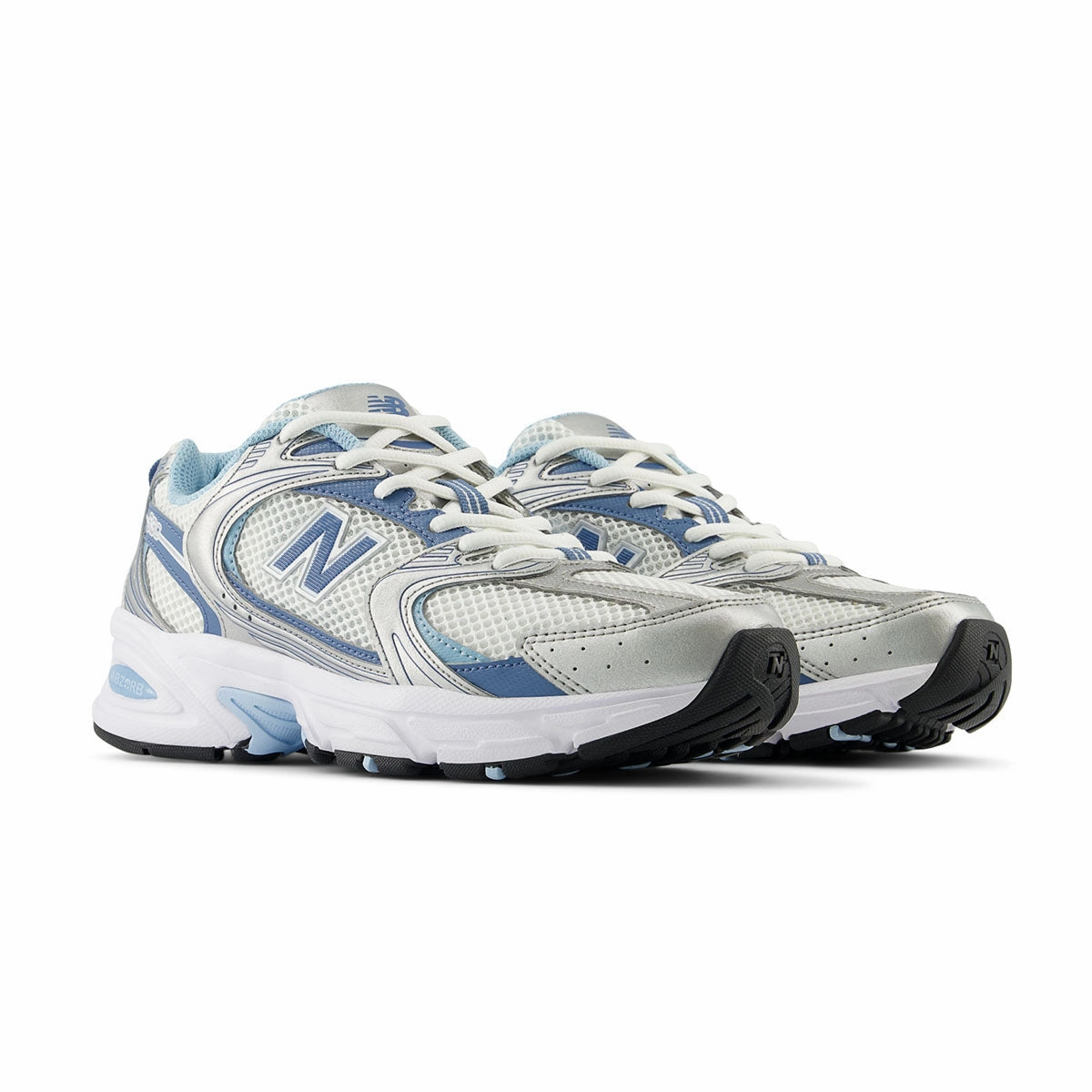 530 'Silver Heron Blue'