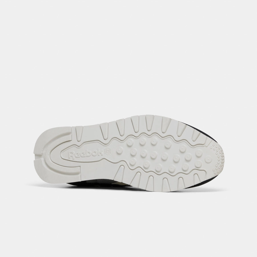 Classic Leather Black/Pure Grey5/Chalk