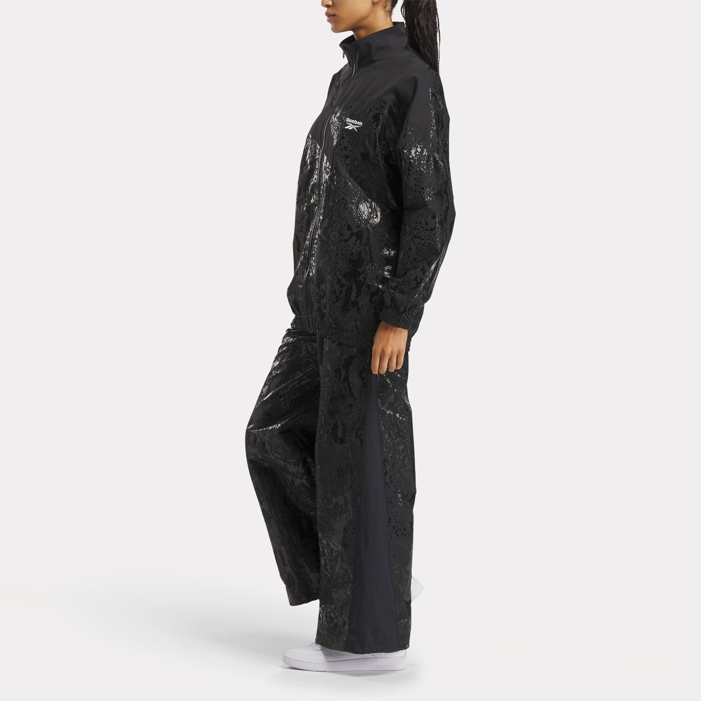 Hoopwear Warm Up Jacket Black