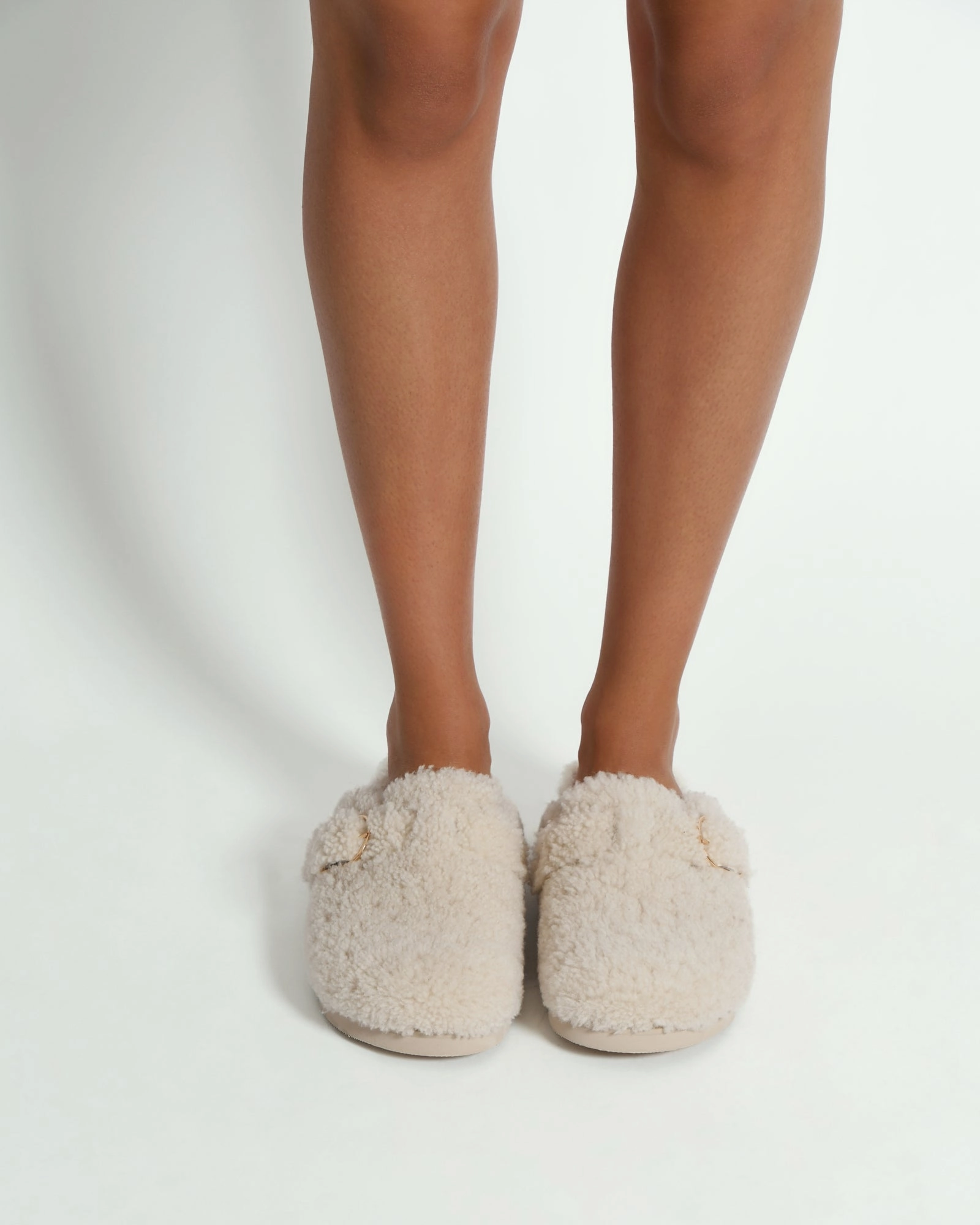 JUNIE CASUAL FLATS CREAM SHEARLING
